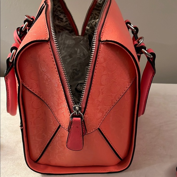 Guess Pink Women's Bag - Picture 2 of 8